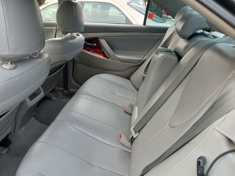 Thumbnail 6 of 2011 Toyota Camry xle